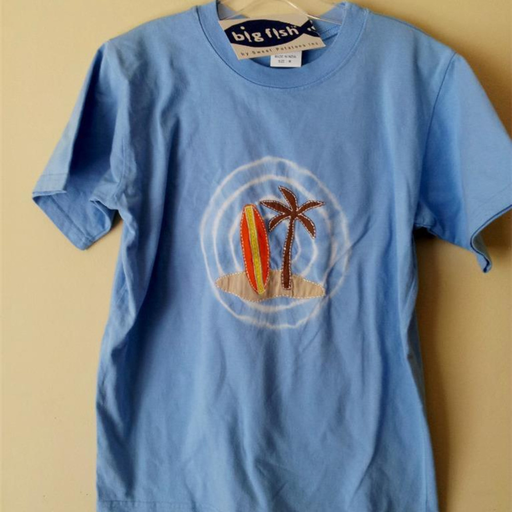 BOYS SHIRT Surfer Size M SURFBOARD NWT